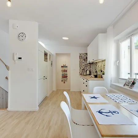 La Playa - 10 Min Od Plazy I Molo By Lion Appartement